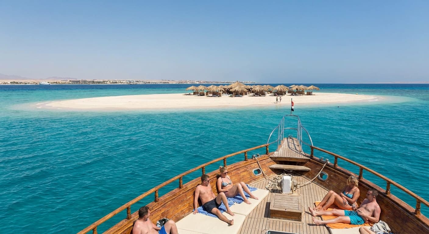 Best Paradise Island trips from Hurghada